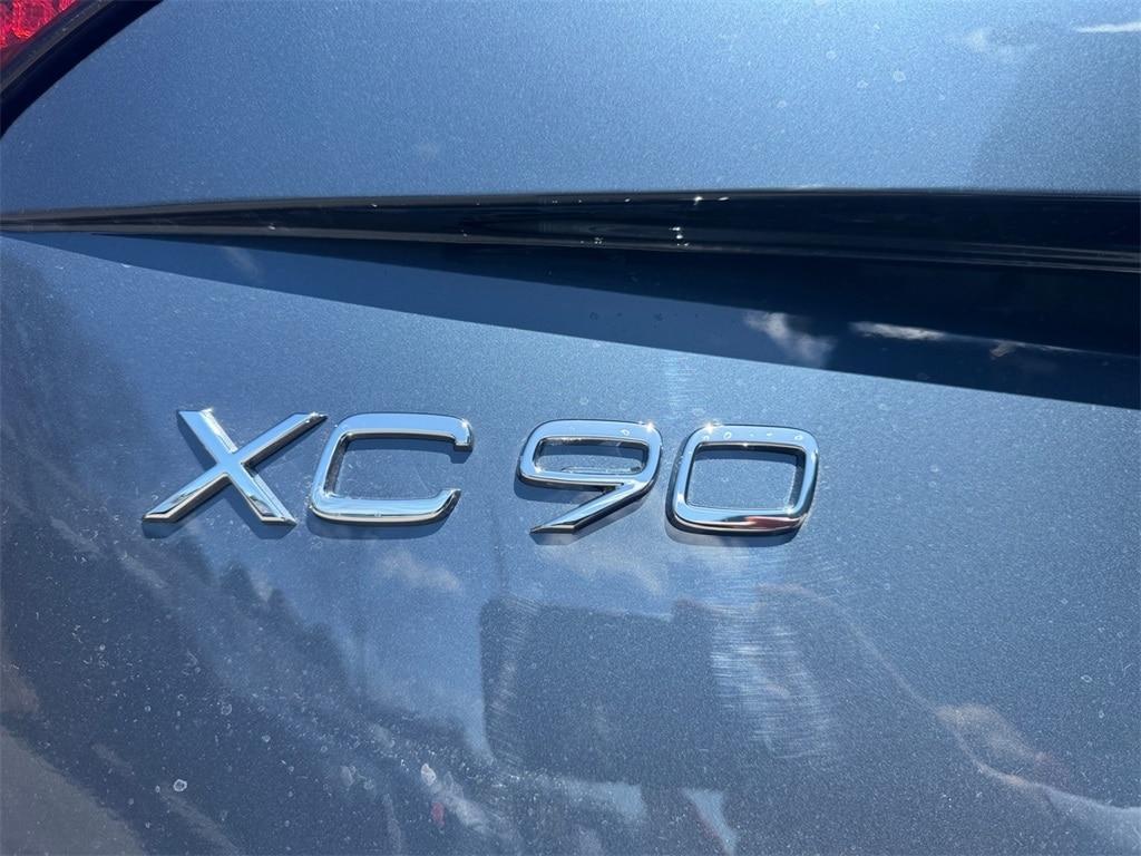 new 2025 Volvo XC90 Plug-In Hybrid car, priced at $77,895