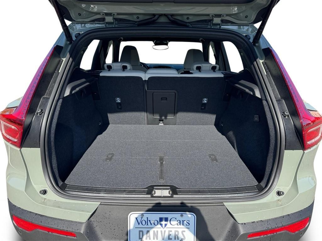 new 2025 Volvo EX40 car, priced at $61,015