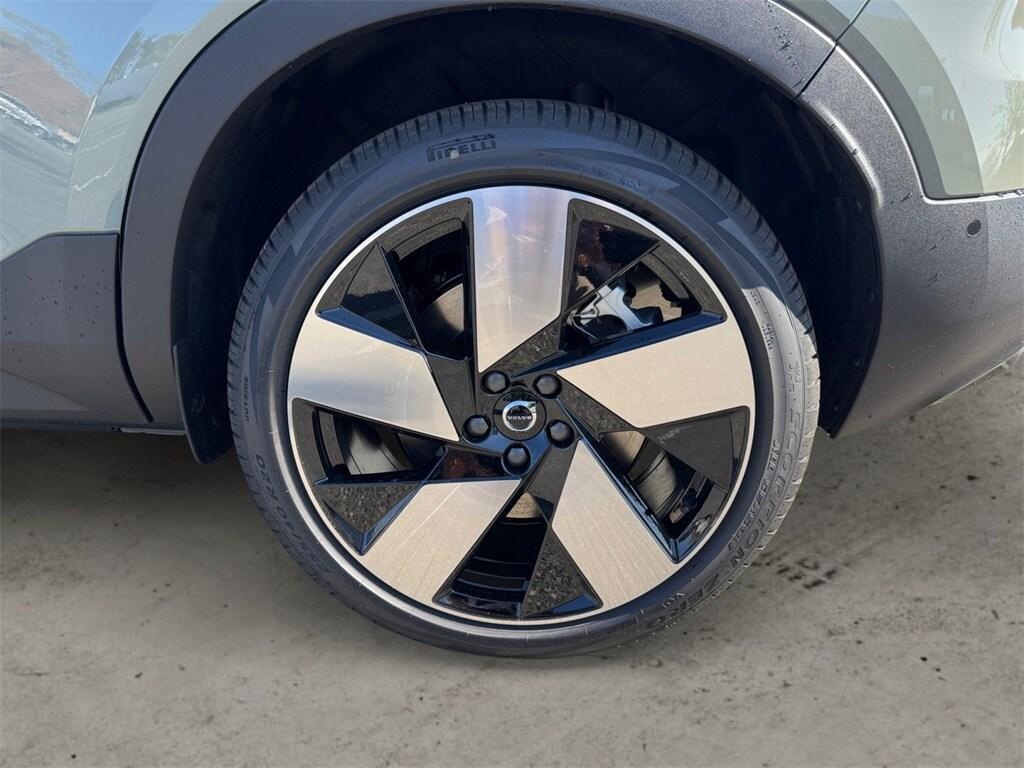 new 2025 Volvo EX40 car, priced at $61,015