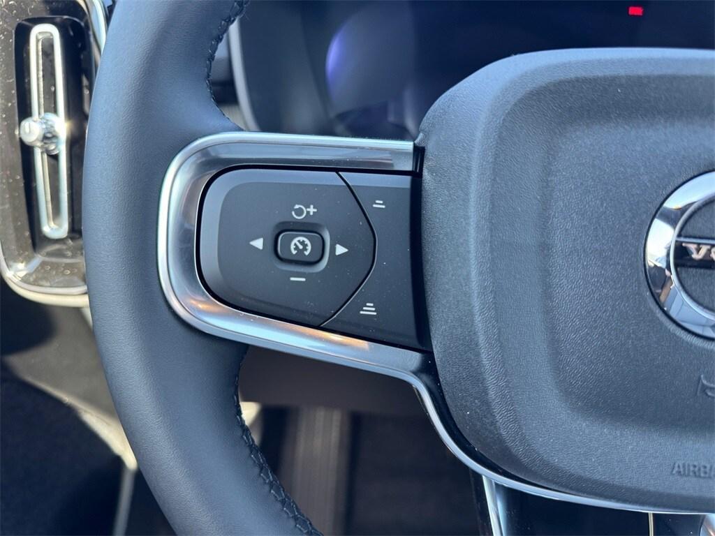 new 2025 Volvo EX40 car, priced at $61,015