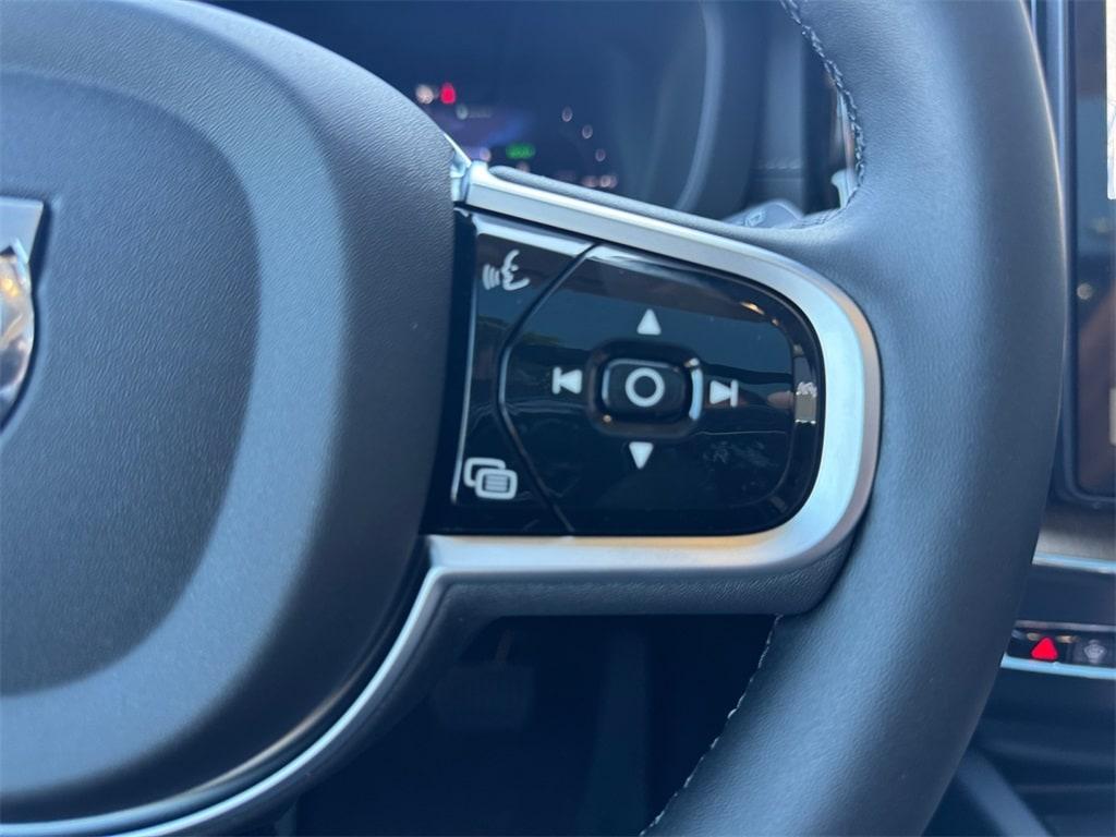 new 2026 Volvo XC60 Plug-In Hybrid car, priced at $74,984