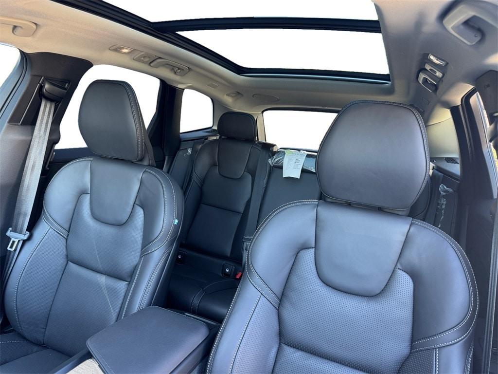 new 2026 Volvo XC60 Plug-In Hybrid car, priced at $74,984