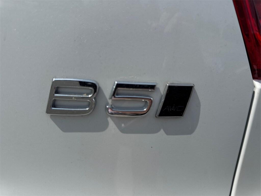 new 2025 Volvo XC40 car