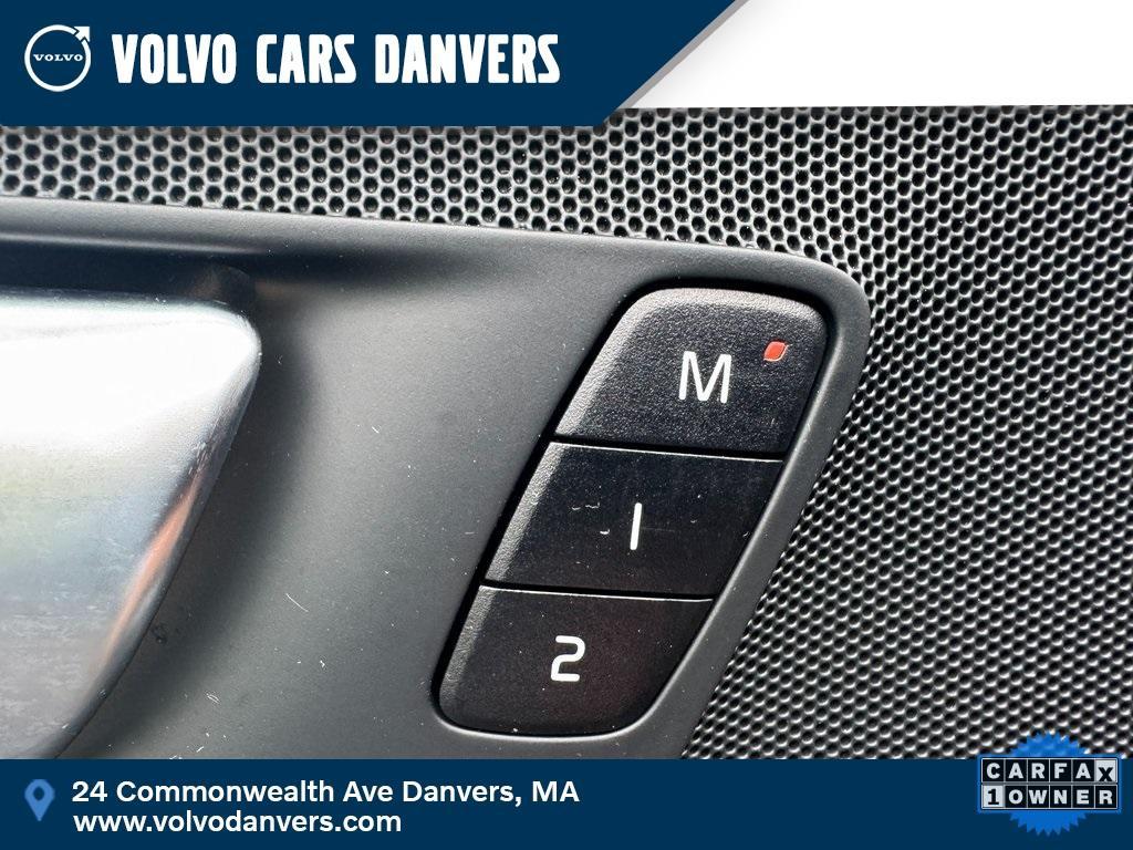 used 2023 Volvo XC60 car, priced at $42,555