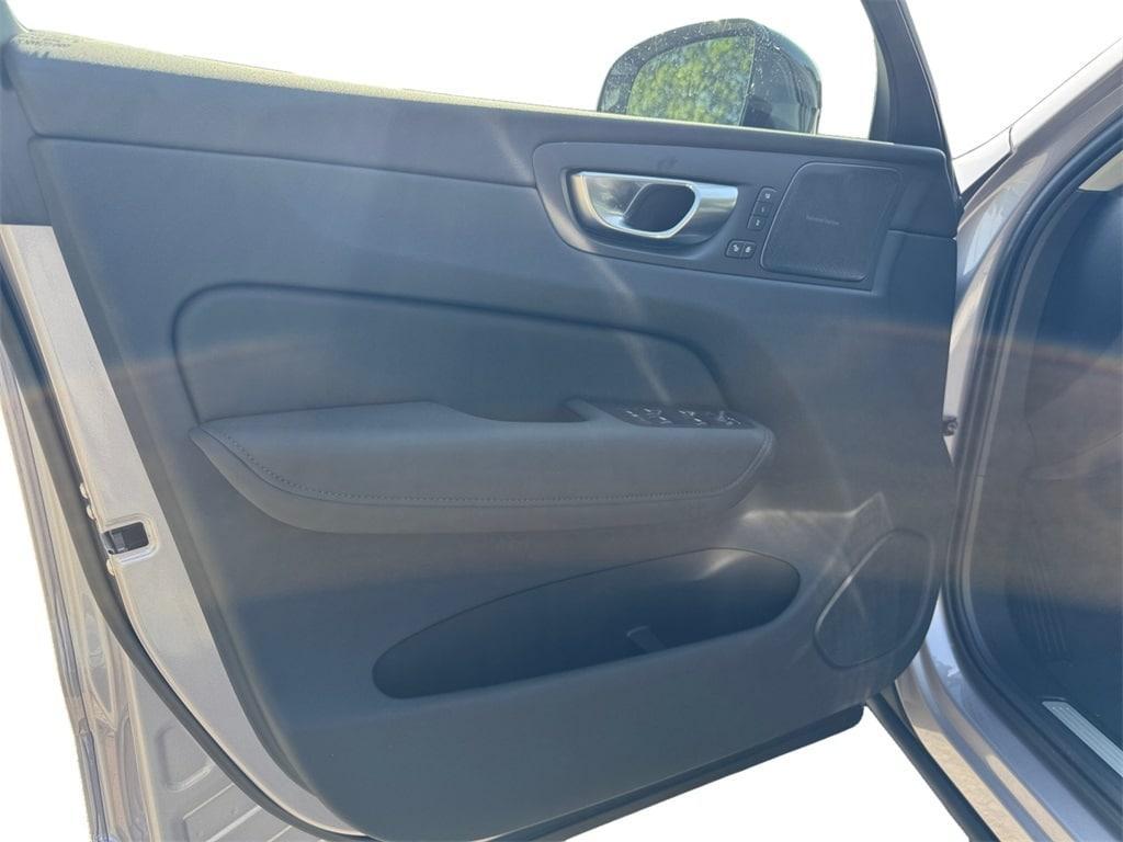 new 2026 Volvo XC60 car, priced at $65,299