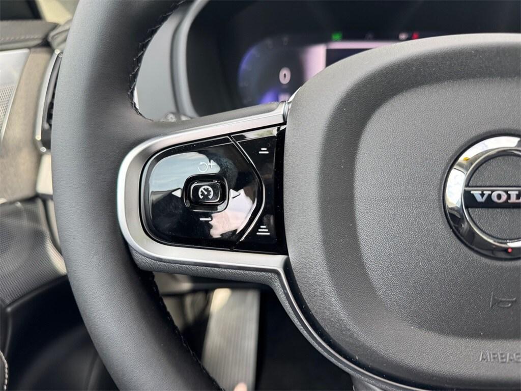 new 2025 Volvo XC90 Plug-In Hybrid car, priced at $86,460