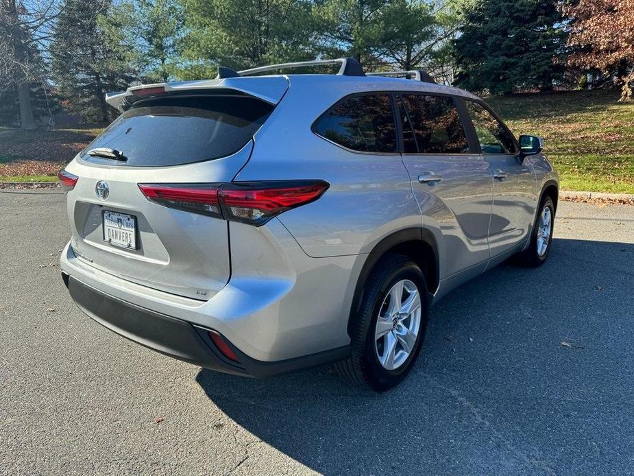 used 2023 Toyota Highlander car, priced at $33,886