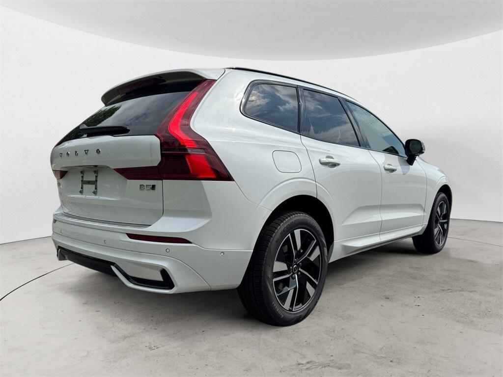 new 2026 Volvo XC60 car, priced at $58,360