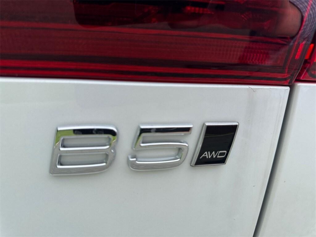 new 2026 Volvo XC60 car, priced at $58,360
