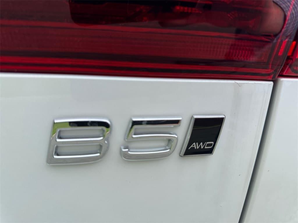 new 2026 Volvo XC60 car, priced at $58,909