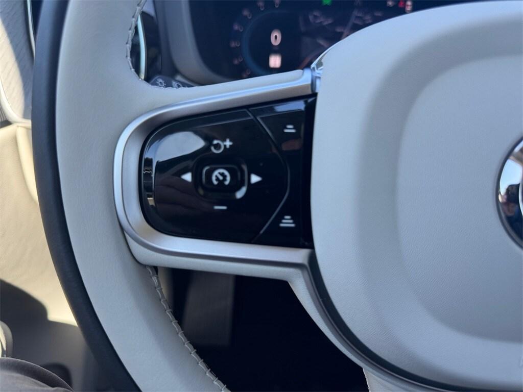 new 2025 Volvo XC60 Plug-In Hybrid car, priced at $66,260