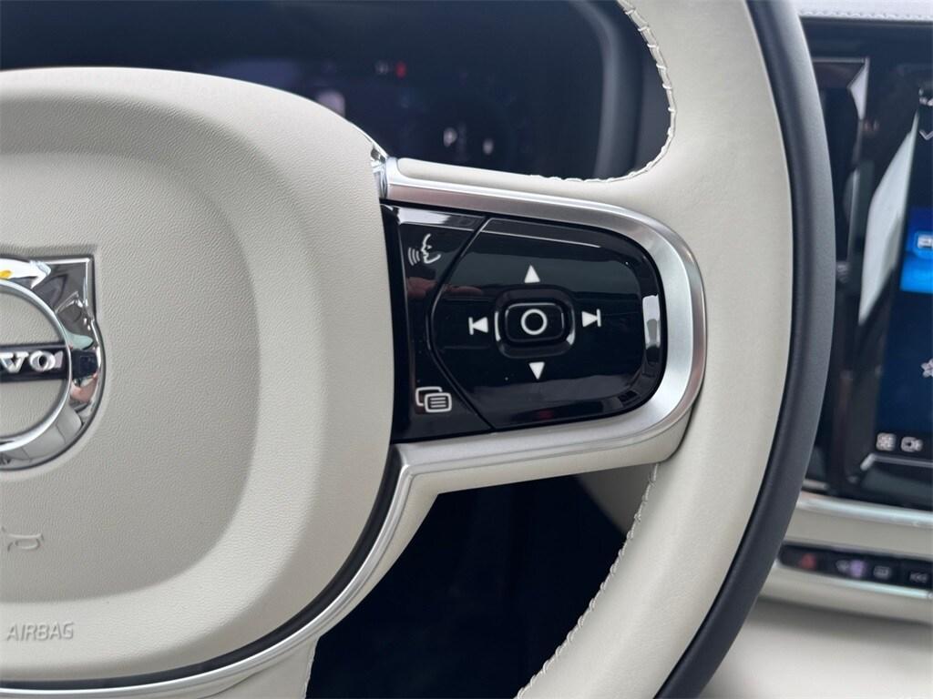 new 2025 Volvo S90 car, priced at $65,095