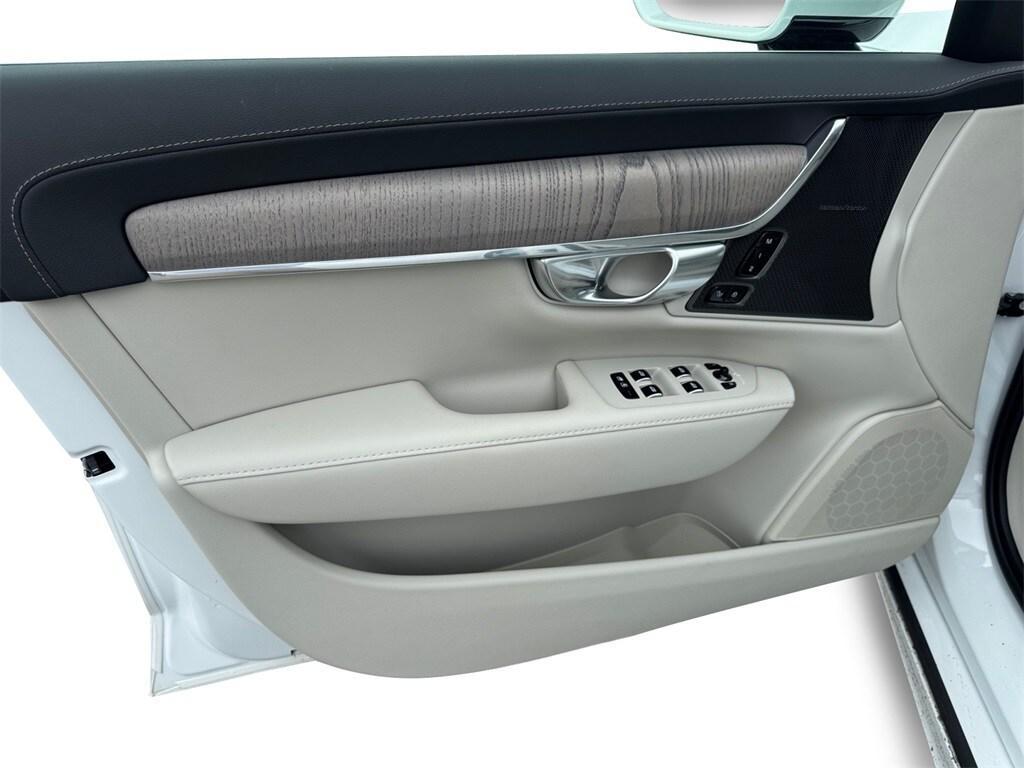 new 2025 Volvo S90 car, priced at $65,095