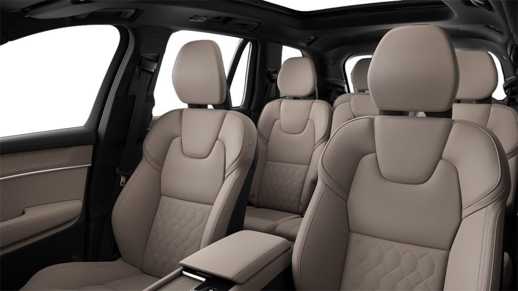 new 2025 Volvo XC90 car, priced at $69,155