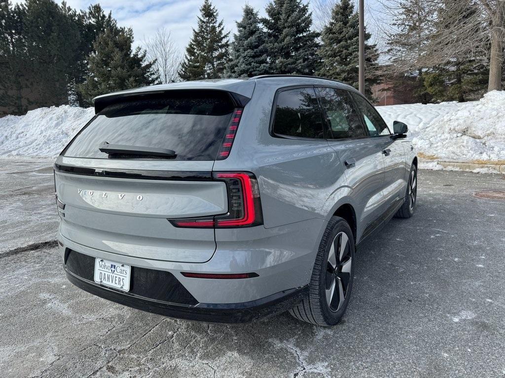 new 2025 Volvo EX90 car