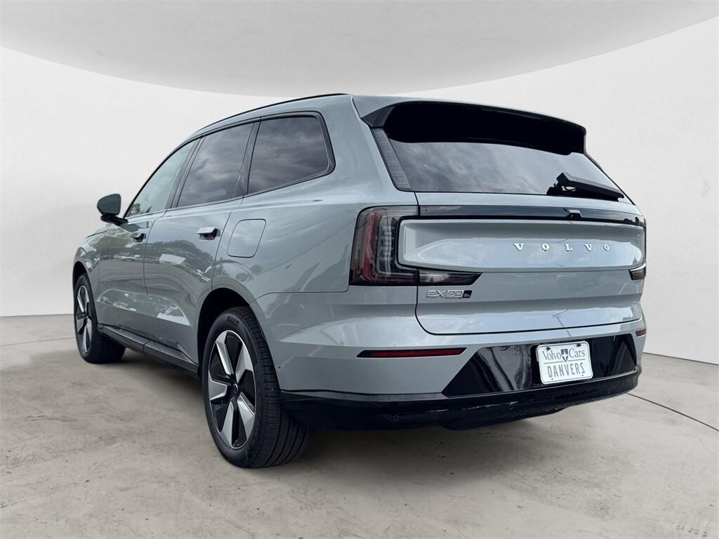 new 2025 Volvo EX90 car
