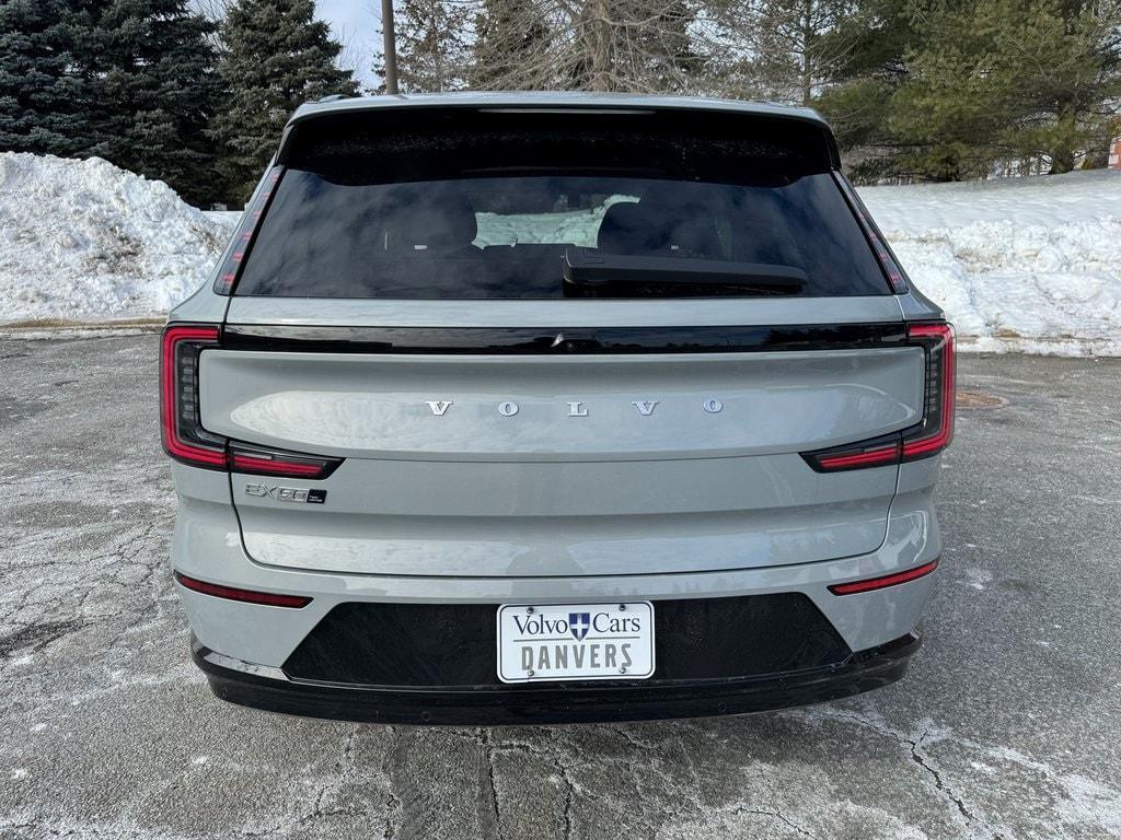 new 2025 Volvo EX90 car