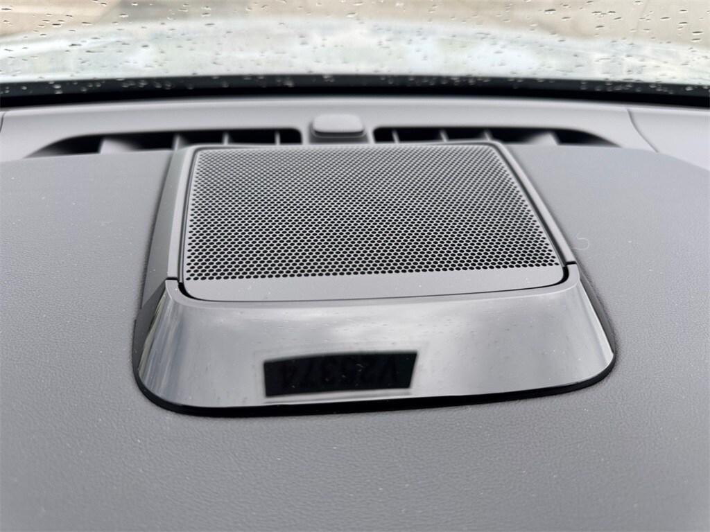 new 2025 Volvo EX90 car
