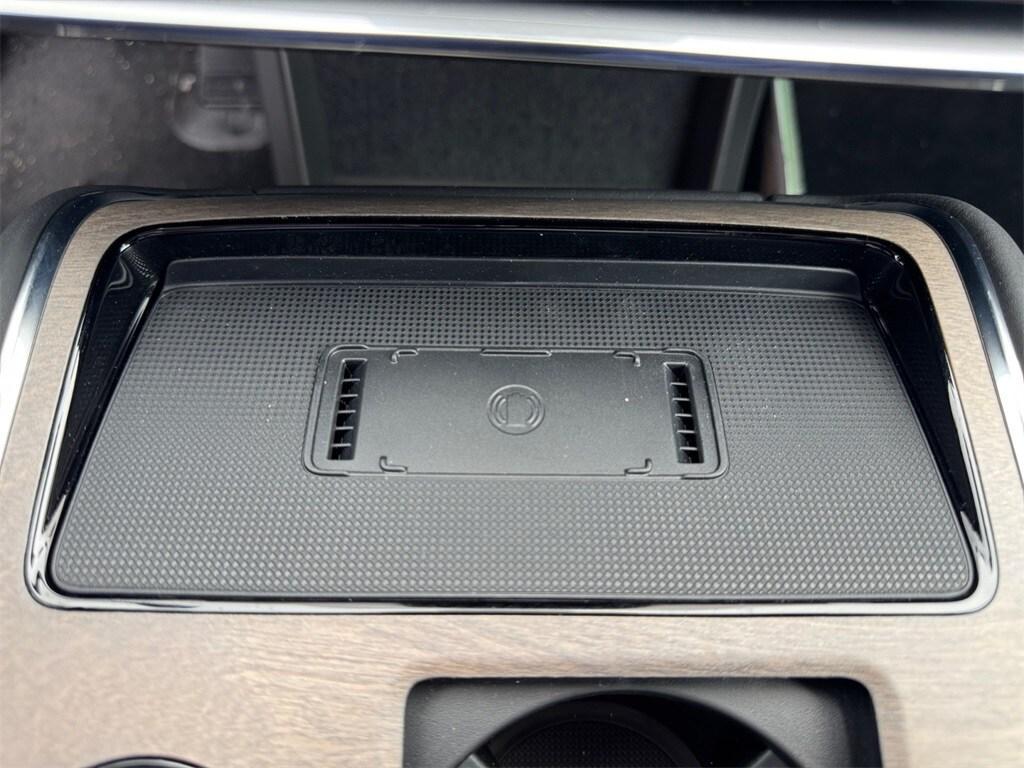 new 2025 Volvo EX90 car