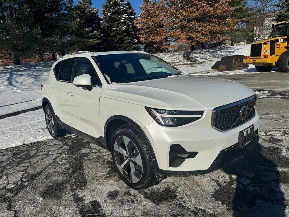 used 2024 Volvo XC40 car, priced at $34,810