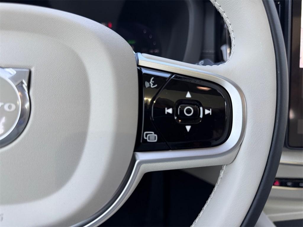 new 2026 Volvo XC60 car, priced at $74,435