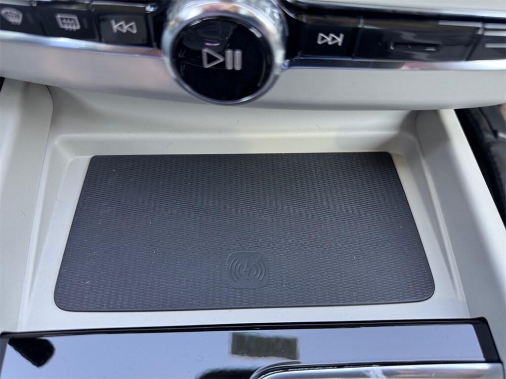 new 2026 Volvo XC60 car, priced at $74,435