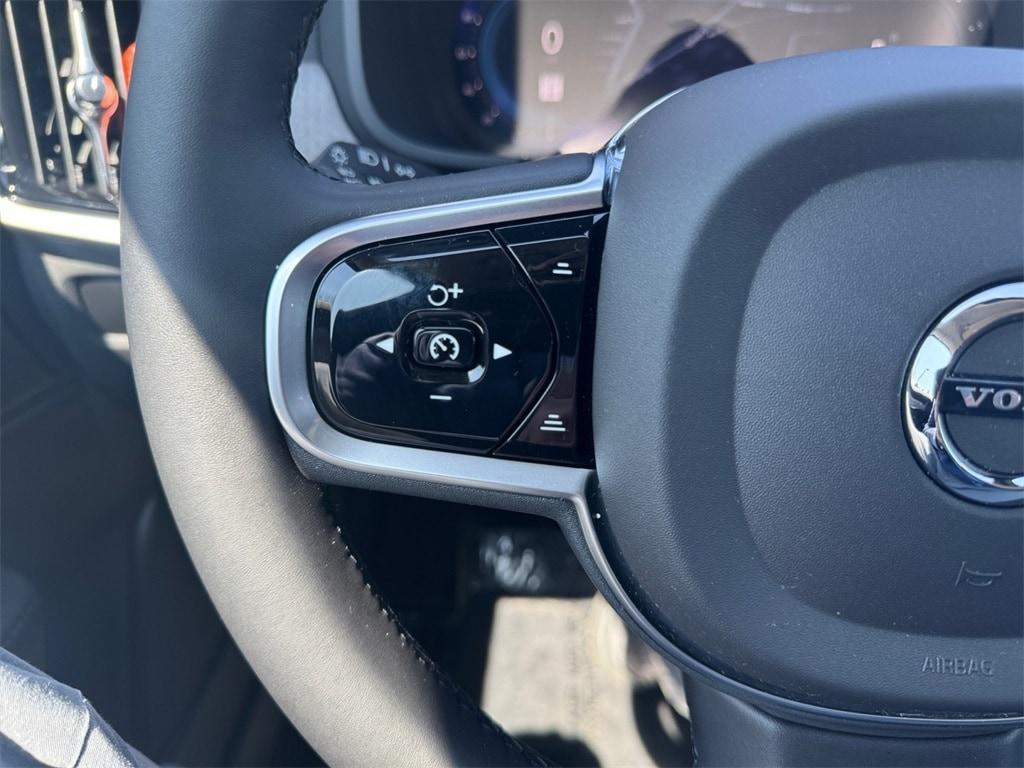 new 2025 Volvo S90 car
