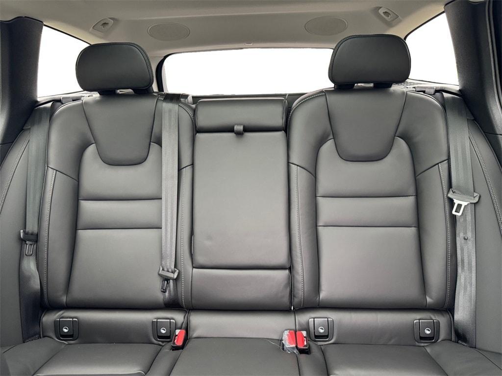 new 2025 Volvo V60 Cross Country car, priced at $58,905