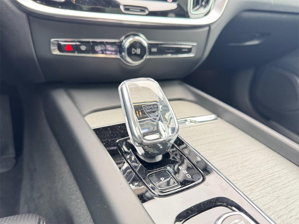 new 2025 Volvo V60 Cross Country car, priced at $58,905