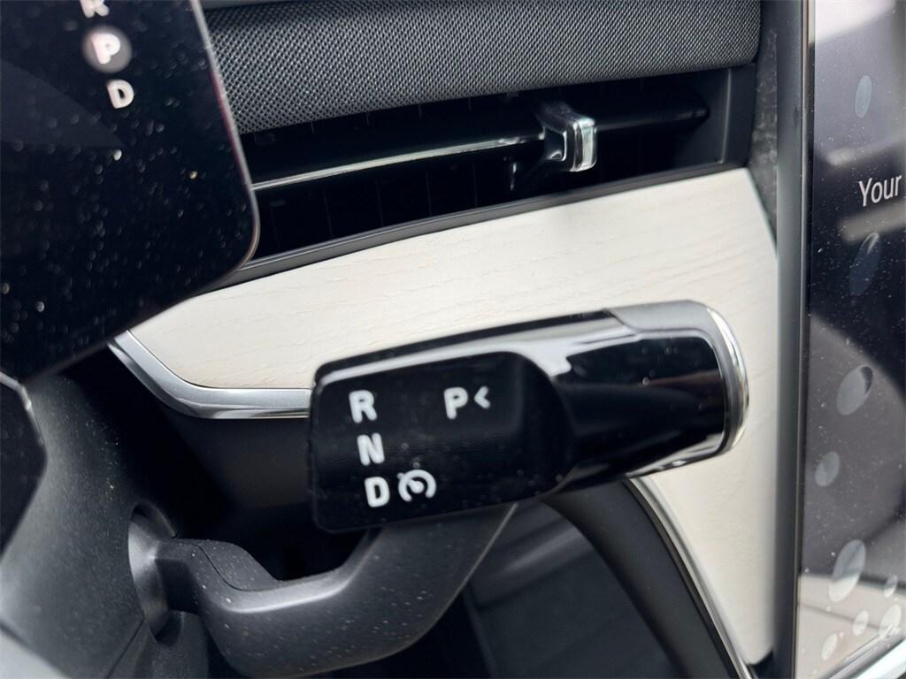 new 2025 Volvo EX90 car