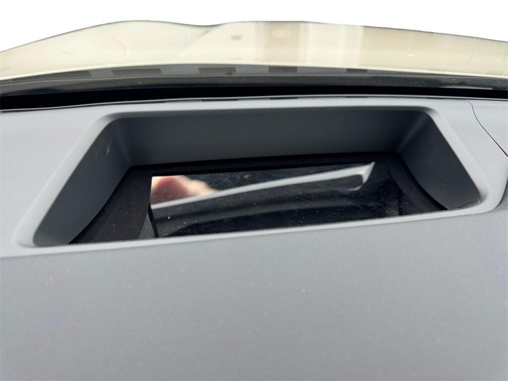 new 2025 Volvo EX90 car