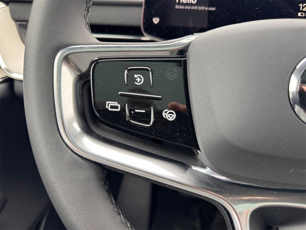new 2025 Volvo EX90 car