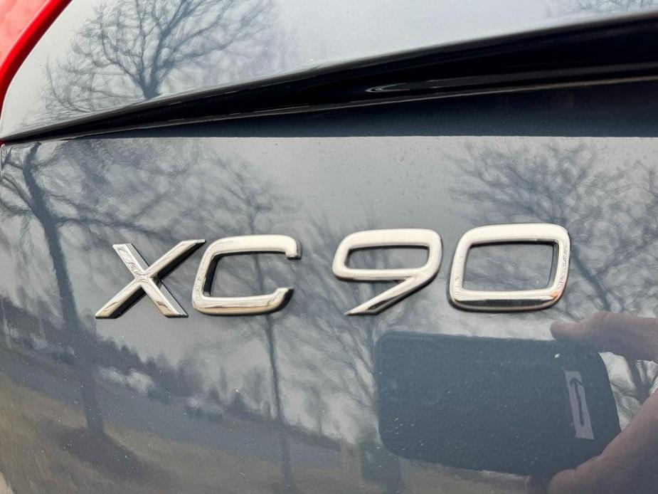 new 2024 Volvo XC90 Recharge Plug-In Hybrid car, priced at $76,570