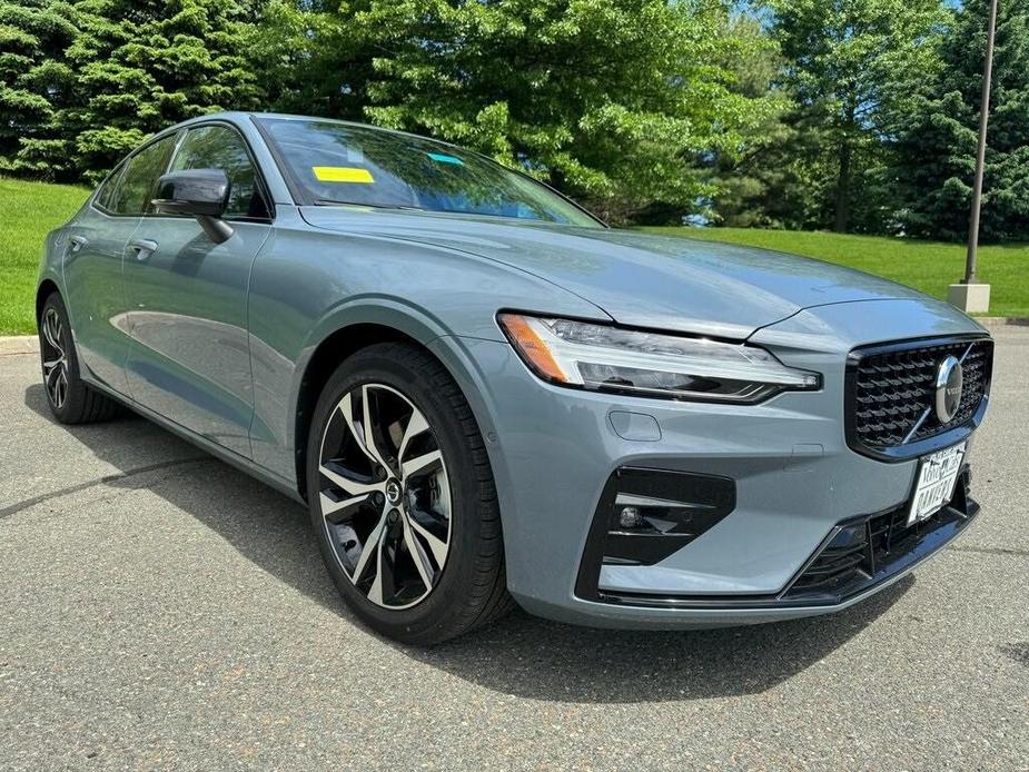 new 2024 Volvo S60 car, priced at $48,530