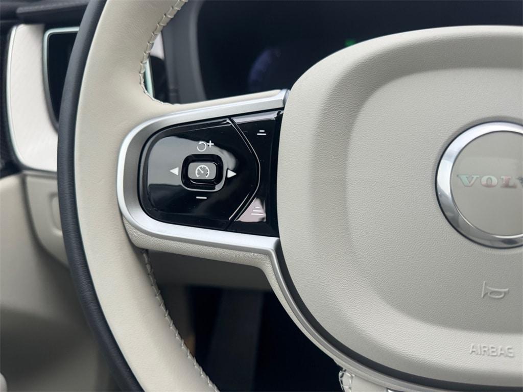 new 2026 Volvo XC60 car, priced at $64,484