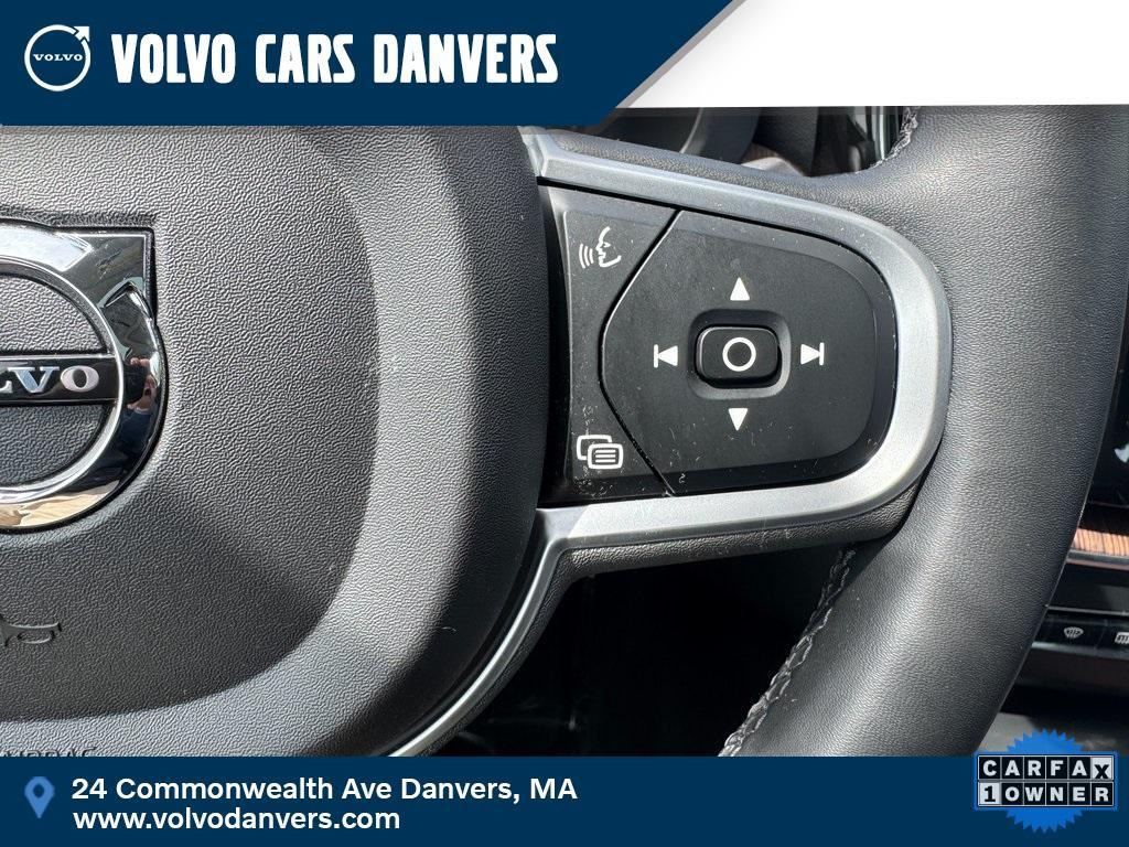used 2022 Volvo XC60 car, priced at $35,886