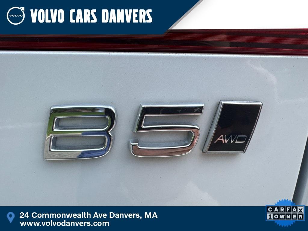 used 2022 Volvo XC60 car, priced at $35,886