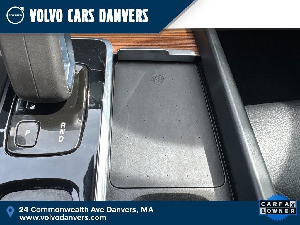 used 2022 Volvo XC60 car, priced at $35,886