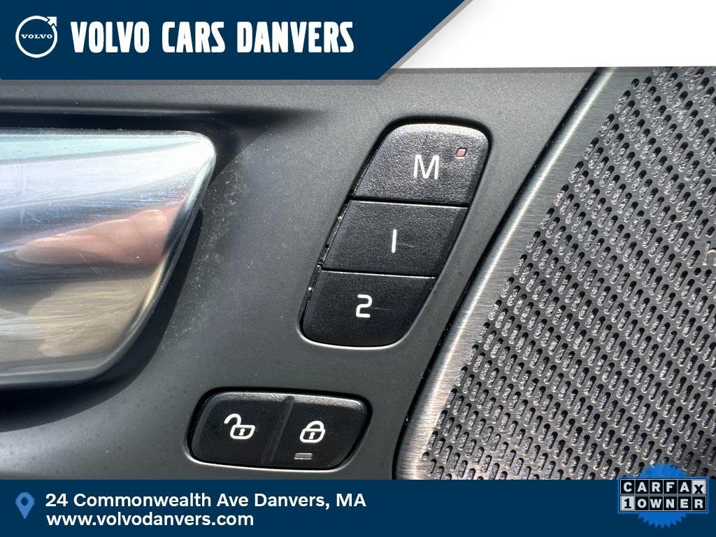 used 2022 Volvo XC60 car, priced at $35,886