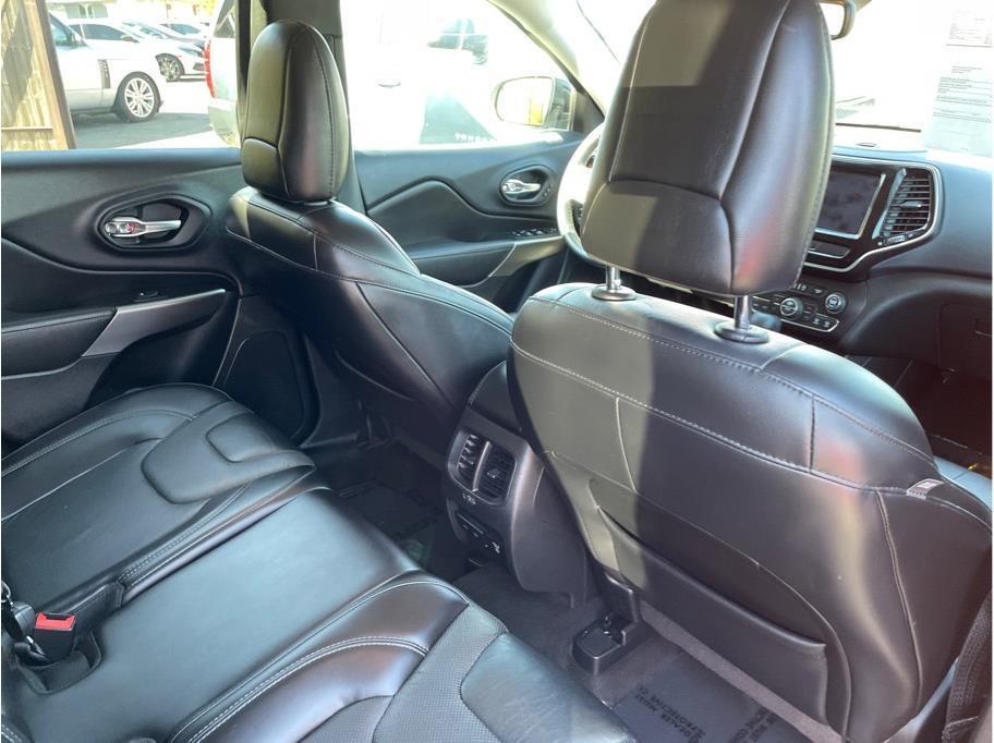 used 2019 Jeep Cherokee car, priced at $15,999