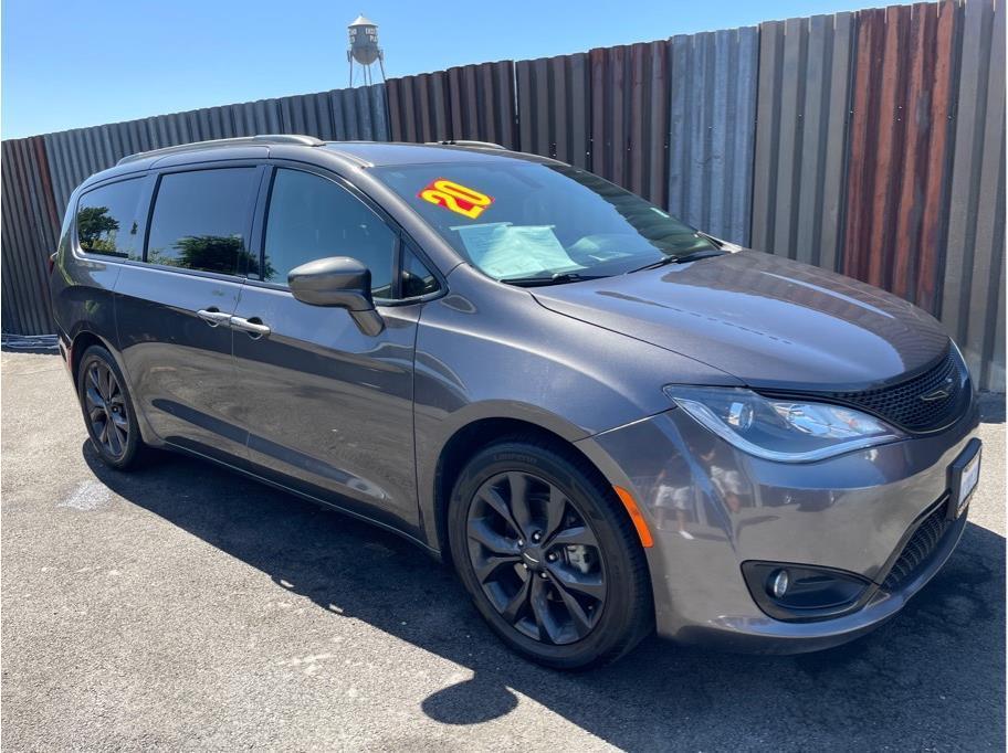 used 2020 Chrysler Pacifica car, priced at $18,999