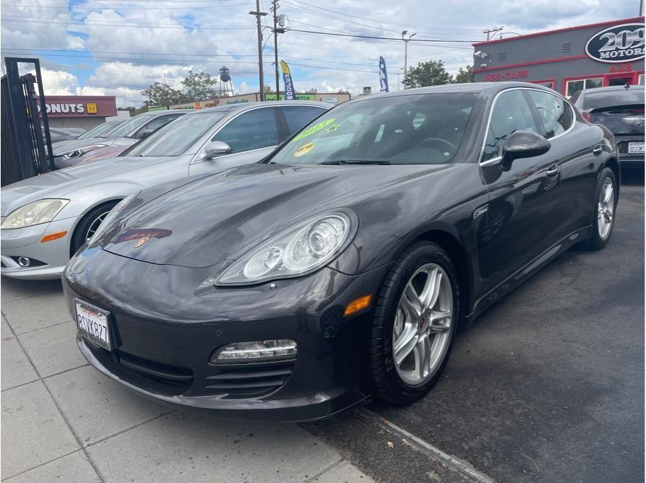 used 2013 Porsche Panamera car, priced at $26,999