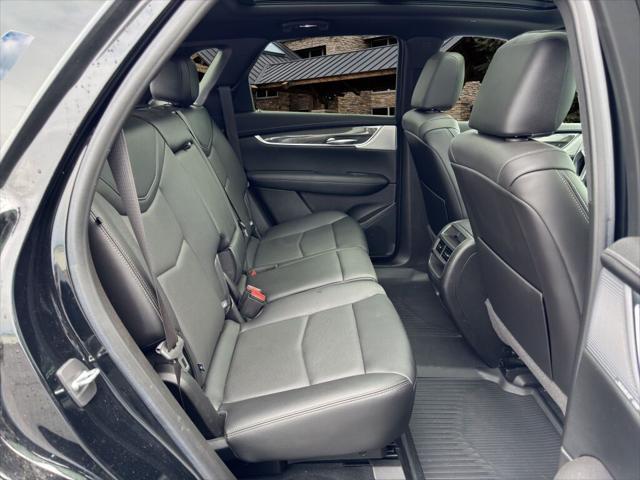 used 2021 Cadillac XT5 car, priced at $31,991