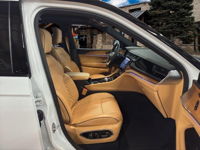 used 2024 Jeep Grand Cherokee car
