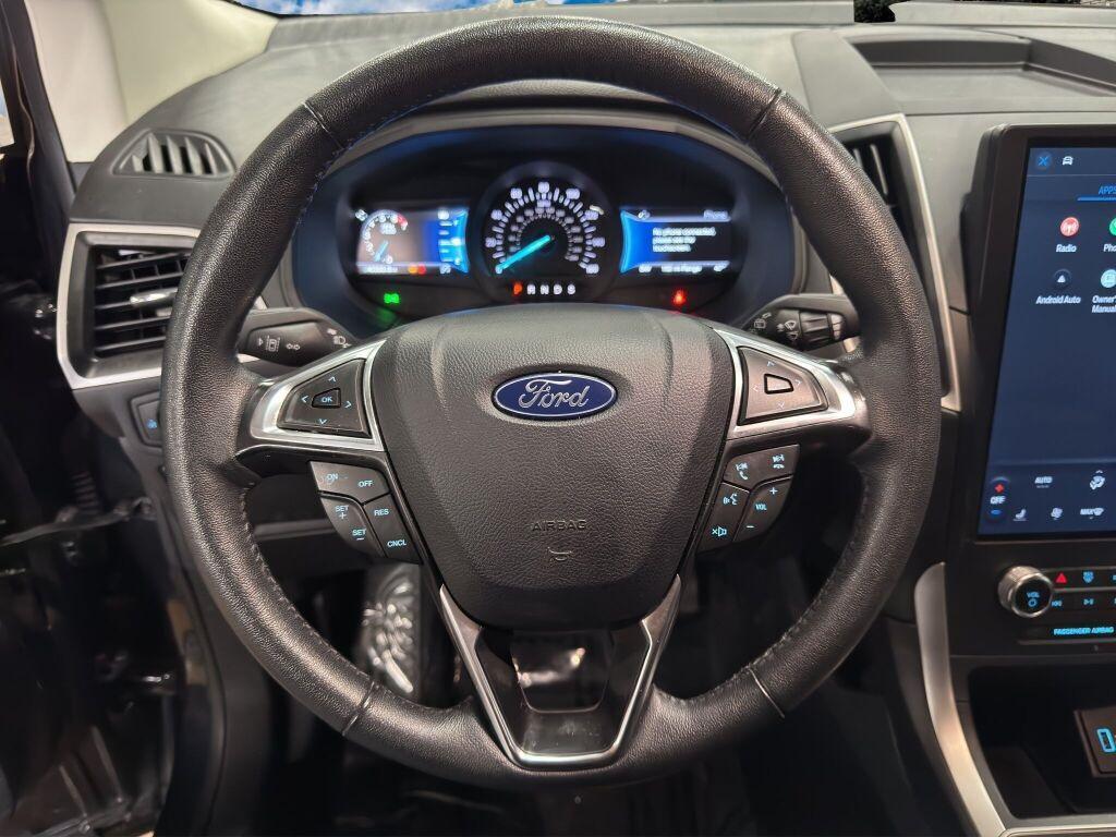 used 2024 Ford Edge car, priced at $24,991