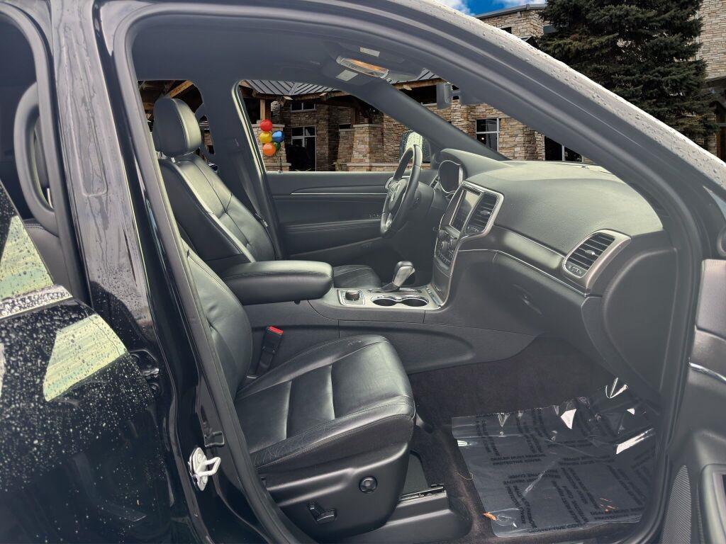 used 2018 Jeep Grand Cherokee car, priced at $22,991