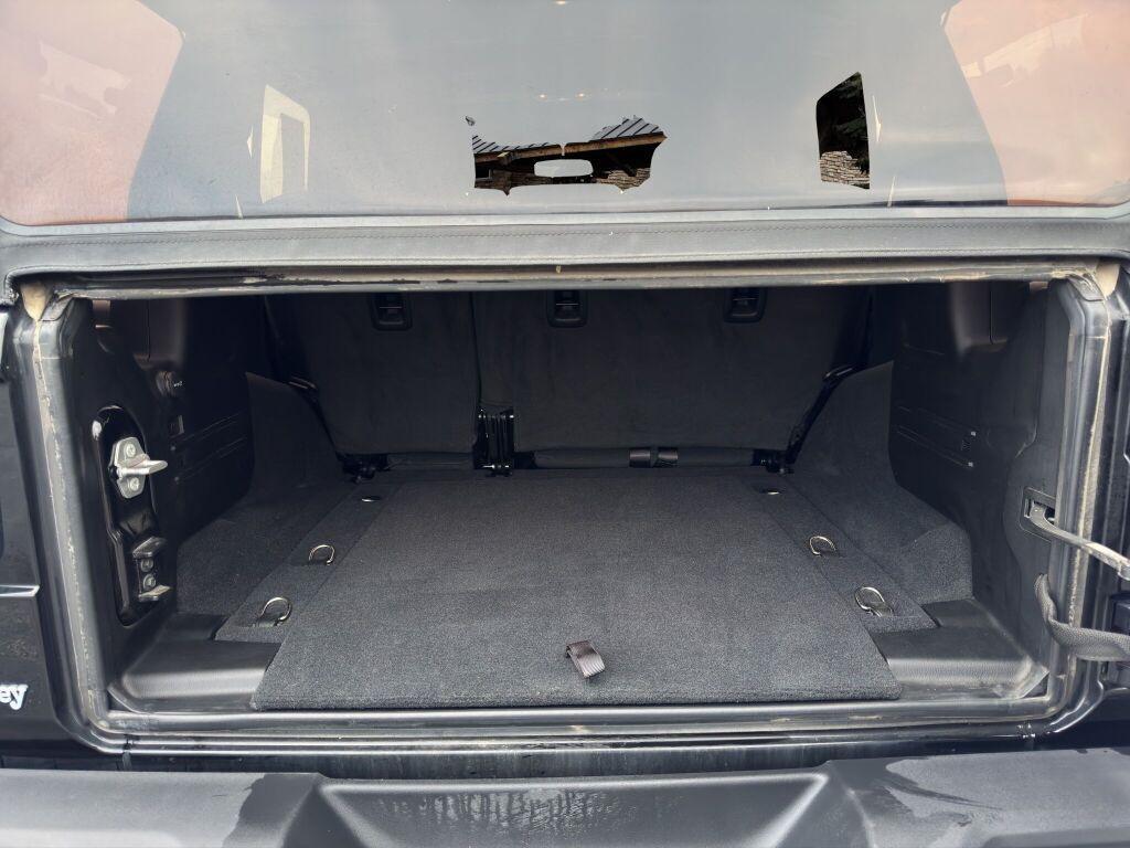 used 2022 Jeep Wrangler Unlimited car, priced at $31,569