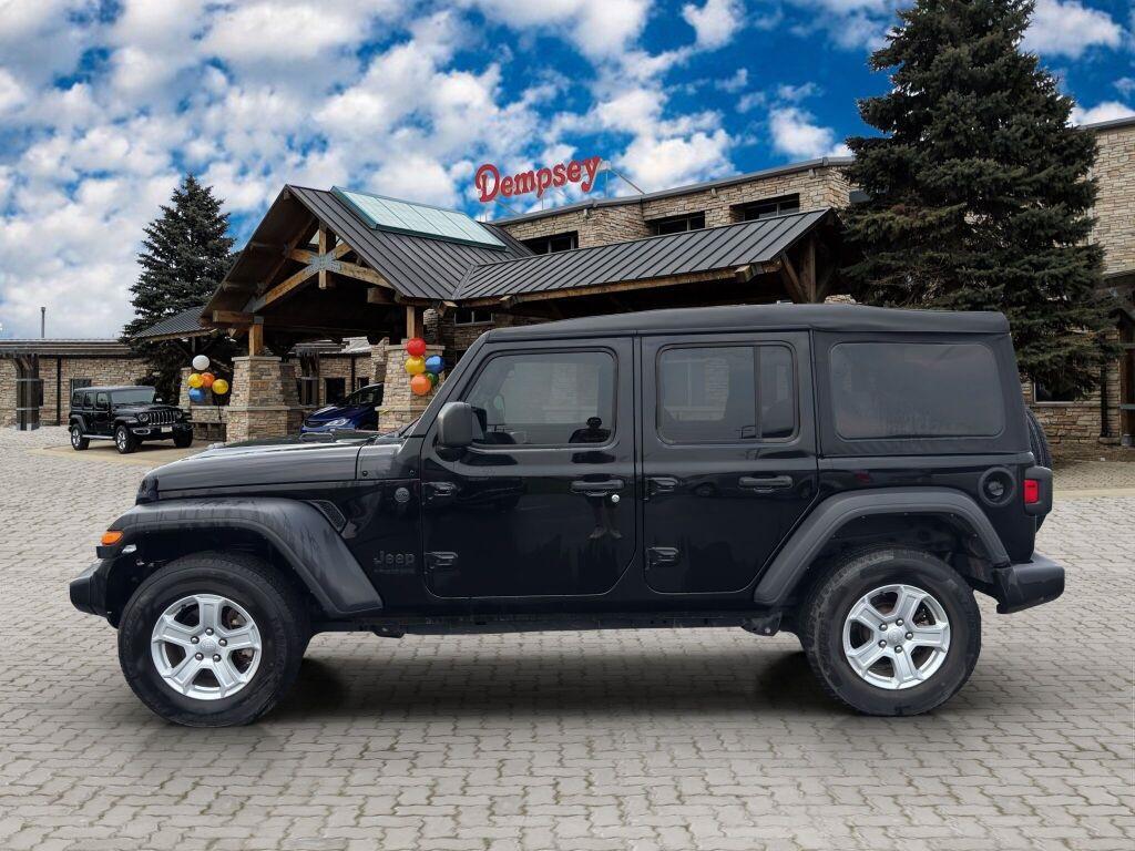 used 2022 Jeep Wrangler Unlimited car, priced at $31,569