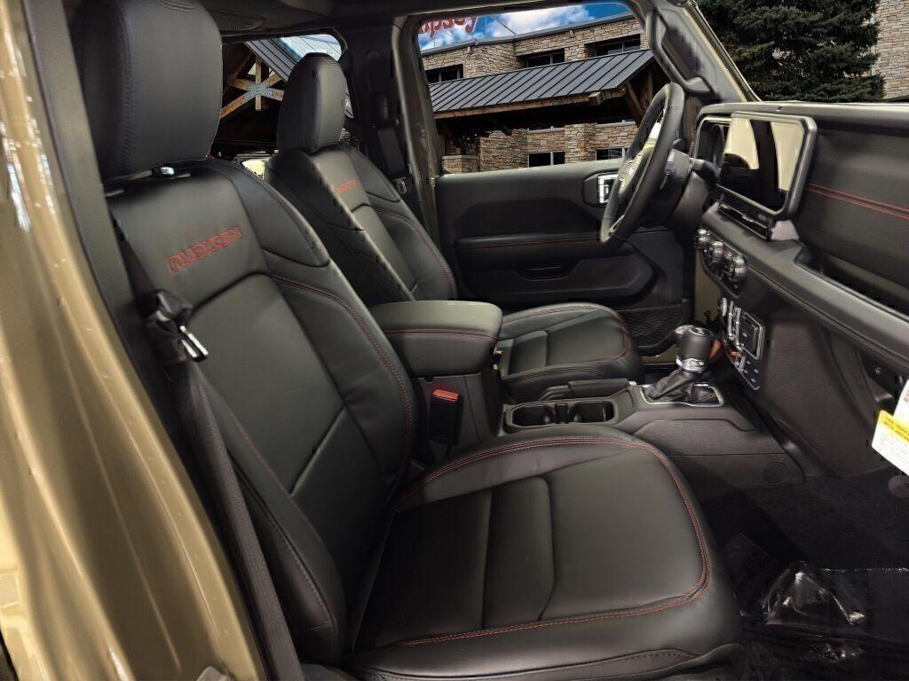 new 2025 Jeep Wrangler car, priced at $61,044