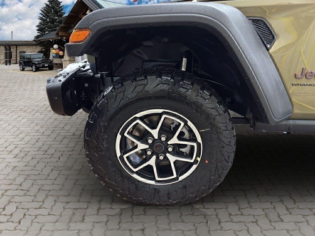 new 2025 Jeep Wrangler car, priced at $61,044